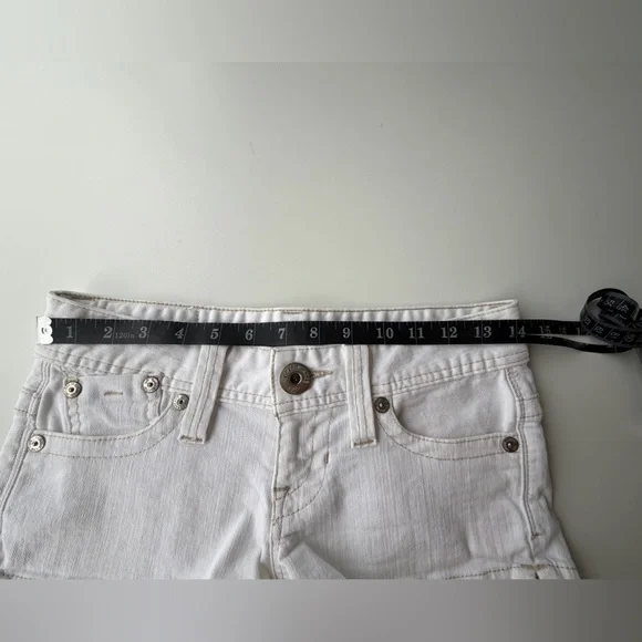 Vintage Guess Jeans Y2K White Low Rise Booty Shorts Size 25
